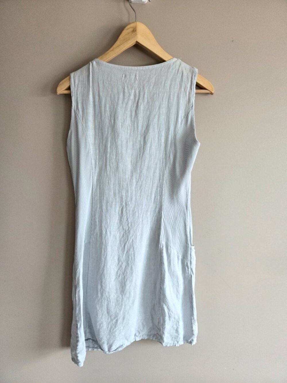 Lina Tomei Italian 100% Linen Light Grey Shift Dress Beaded Scoop Neck - Picture 2 of 11